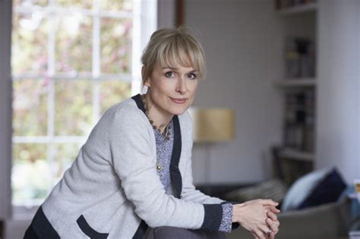 Amelia Bullmore: A Comprehensive Look at the Life and Career of a Talented Actress and Writer