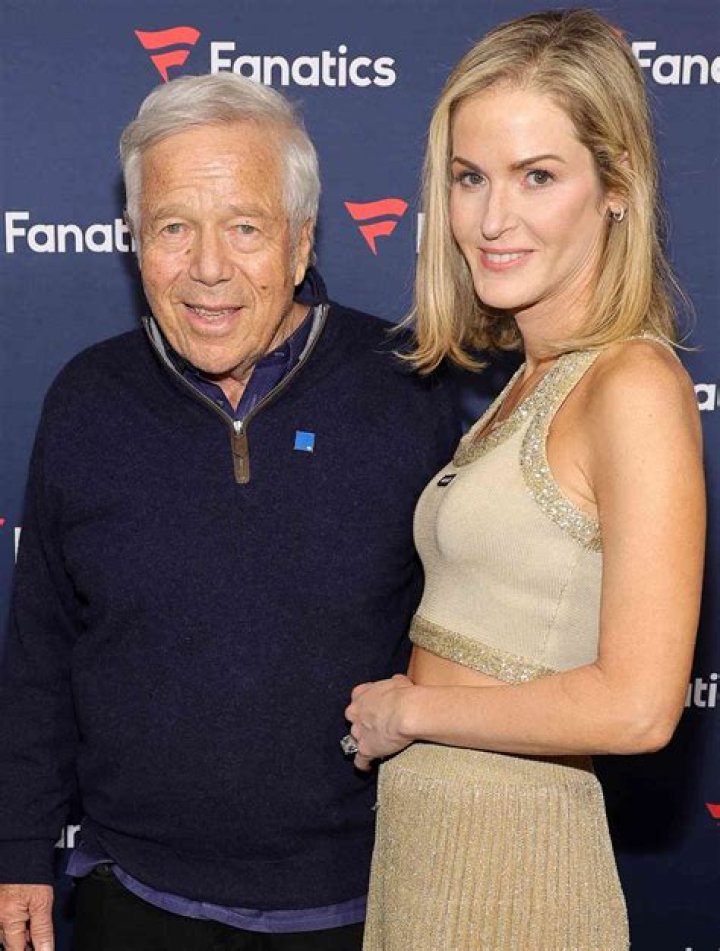 Arryn Blumberg Bio, Wiki, Age, Height, Parents, Wife, and Net Worth