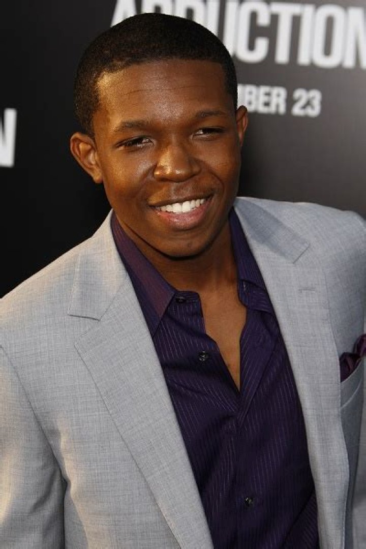 Denzel Whitaker Height