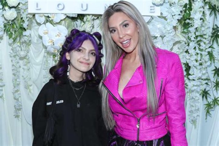 Farrah Abraham Honors Daughter Sophias Dad 13 Years After His Death Hollywood Life ·