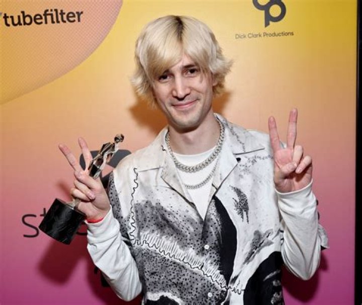 ImJasmine Net Worth 2023: What Is The Streamer Worth?