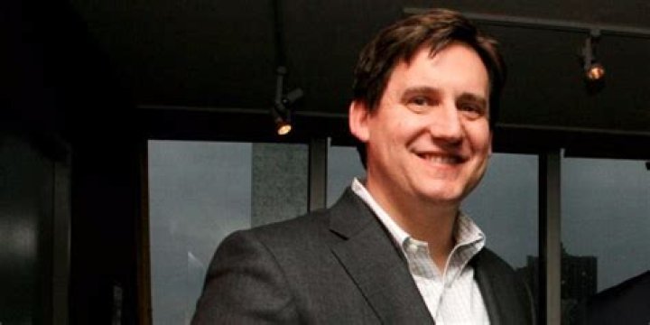 Wells Joins Goldman Investment Division